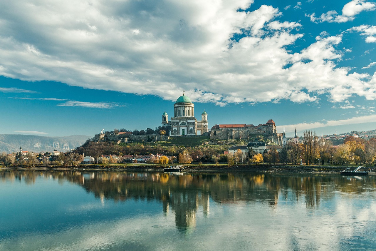 ZAKOLE DUNAJU: BUDAPESZT - BRATYSŁAWA